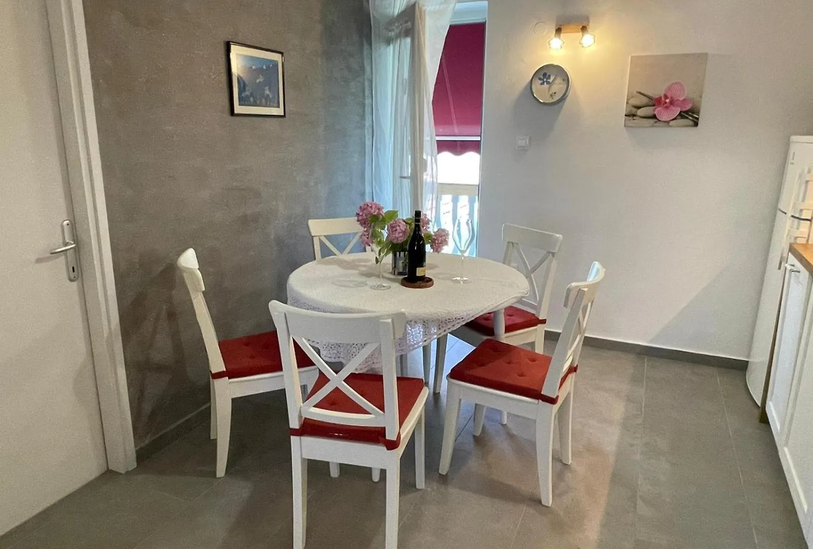 Joyful Apartments With Beautiful View - Byta Leut Privlaka